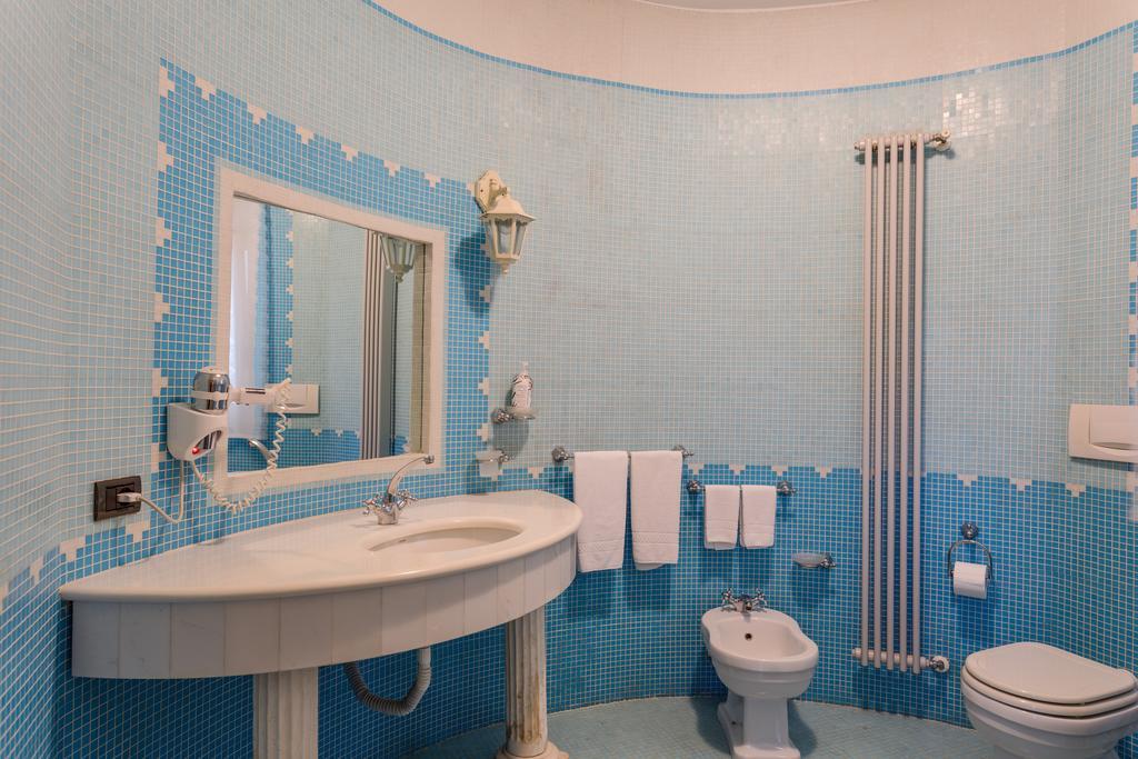 Bed and Breakfast La Nuit Bari Pokoj fotografie